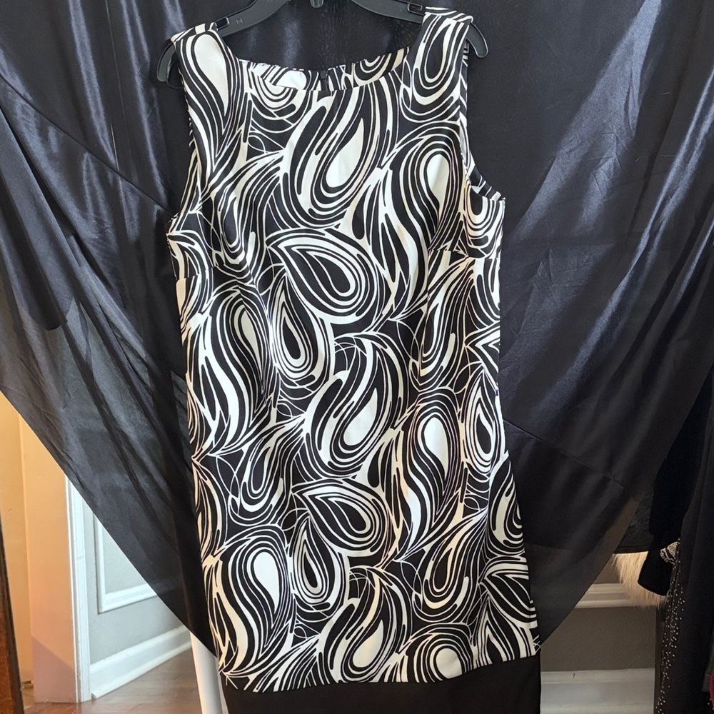 AB Studio Black and White Midi Dress